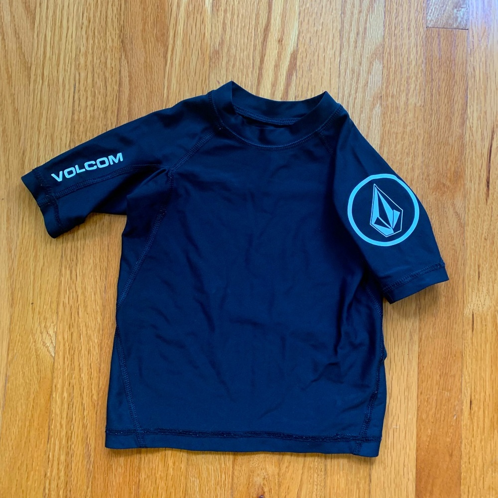 Volcom 50 UPF sun/swim Anti-UV shirt